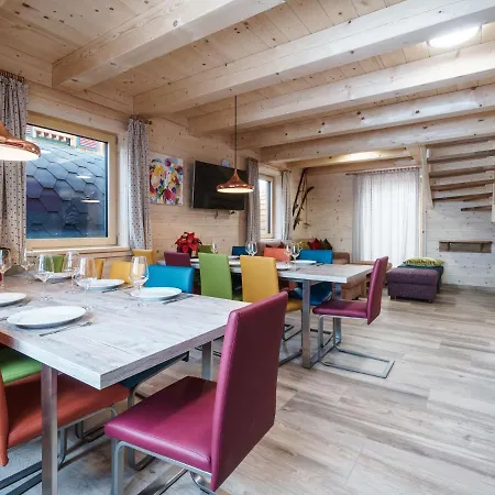 Spacious Chalet With Jacuzzi In Chalet *